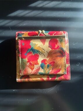Patricia Nash Floral Printed Reiti Bifold wallet